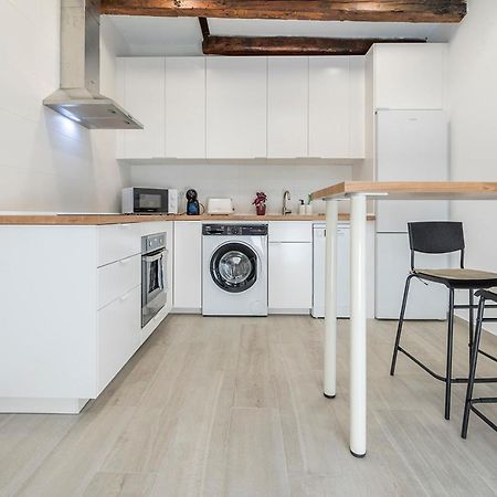 Exclusivo Atico Con Terraza En Plaza Mayor Madrid Luaran gambar